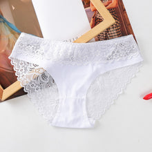 Load image into Gallery viewer, Ensemble 3 Culottes en Dentelle Transparente
