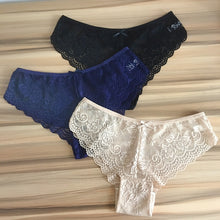 Load image into Gallery viewer, Ensemble de 3 Culottes Douces pour Femme
