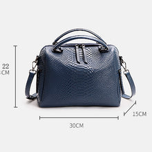 Load image into Gallery viewer, Sac à Main en Cuir Élégant pour Femme
