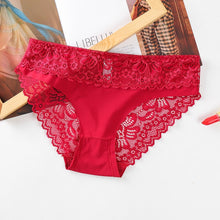 Load image into Gallery viewer, Ensemble 3 Culottes en Dentelle Transparente
