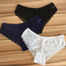 Load image into Gallery viewer, Ensemble de 3 Culottes Douces pour Femme

