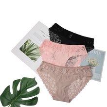 Load image into Gallery viewer, Ensemble 3 Culottes en Dentelle Transparente
