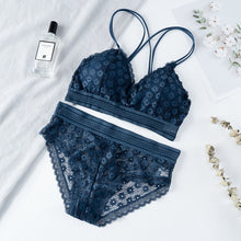 Load image into Gallery viewer, Ensemble Bralette Dos Nu en Dentelle Sans Couture
