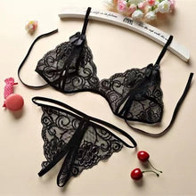 Load image into Gallery viewer, Ensemble Lingerie Dentelle Ajourée pour Femme
