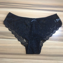 Load image into Gallery viewer, Ensemble de 3 Culottes Douces pour Femme
