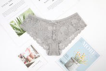 Load image into Gallery viewer, Ensemble 3 Culottes en Dentelle Transparente
