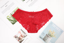 Load image into Gallery viewer, Ensemble 3 Culottes en Dentelle Transparente
