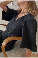 Load image into Gallery viewer, Robe Noire Manches Courtes pour Femme

