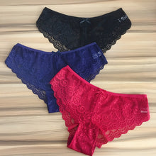 Load image into Gallery viewer, Ensemble de 3 Culottes Douces pour Femme
