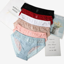 Load image into Gallery viewer, Ensemble 3 Culottes en Dentelle Transparente
