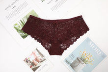 Load image into Gallery viewer, Ensemble 3 Culottes en Dentelle Transparente
