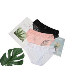 Load image into Gallery viewer, Ensemble 3 Culottes en Dentelle Transparente
