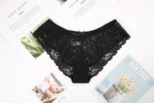 Load image into Gallery viewer, Ensemble 3 Culottes en Dentelle Transparente
