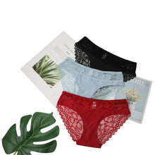 Load image into Gallery viewer, Ensemble 3 Culottes en Dentelle Transparente
