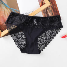 Load image into Gallery viewer, Ensemble 3 Culottes en Dentelle Transparente
