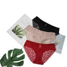 Load image into Gallery viewer, Ensemble 3 Culottes en Dentelle Transparente

