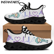 Load image into Gallery viewer, Chaussures Plates Confort pour Professionnels de la Santé
