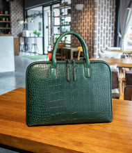 Load image into Gallery viewer, Sac à Main en Cuir Façon Crocodile avec Pochette Ordinateur
